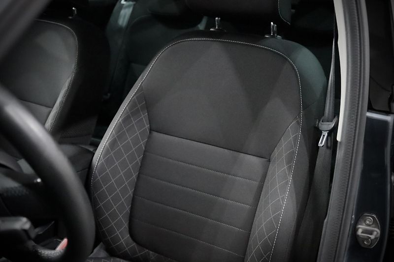Škoda Fabia 3 1.0 TSI 81 kW - fotka 14 z 35