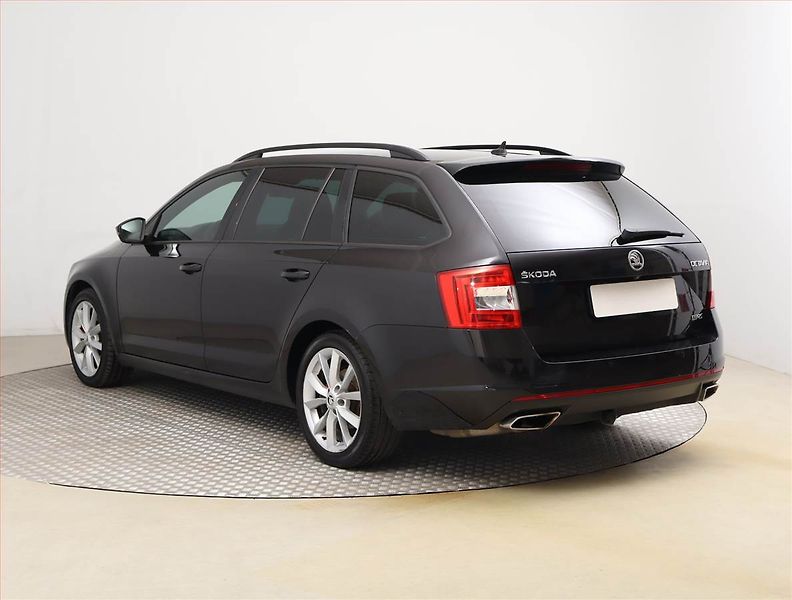 Škoda Octavia (2016) RS 2.0 TDI, Automat, Kůže - fotka 4 z 23