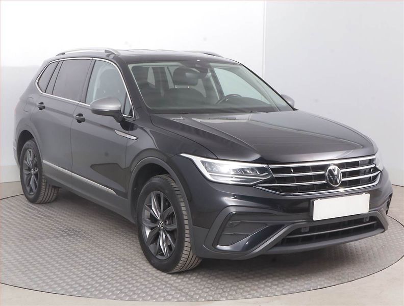 Volkswagen Tiguan (2023) Life 2.0 TDI - fotografie inzerátu