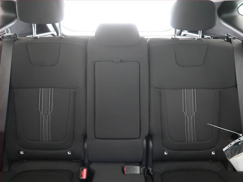 Hyundai Tucson (2021) 1.6 T-GDI HEV - fotka 10 z 18
