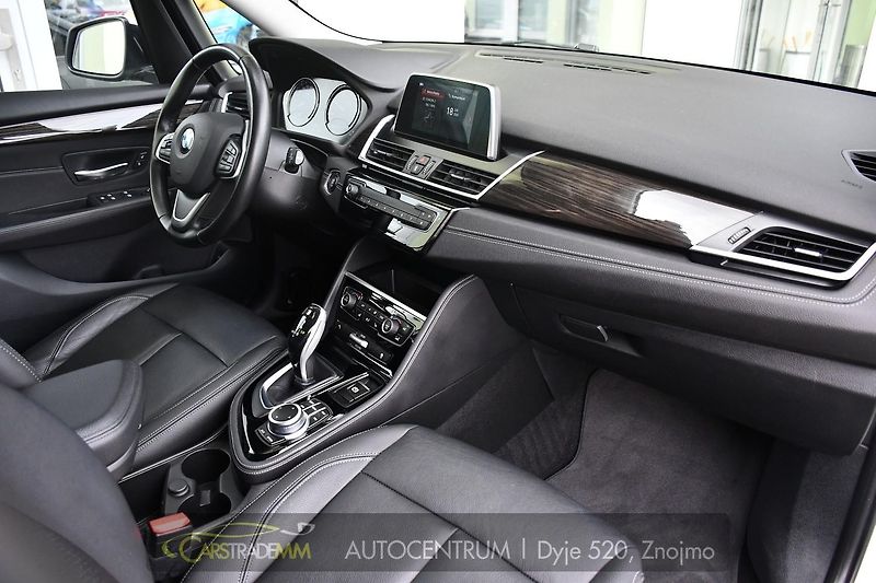 BMW Řada 2 216d GRAN TOURER ČR 1.MAJ 7MÍS - fotka 15 z 53