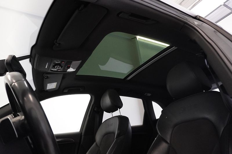 Audi SQ5 3.0 TDi 240 kW COMPETITION 4x4 - fotka 27 z 44