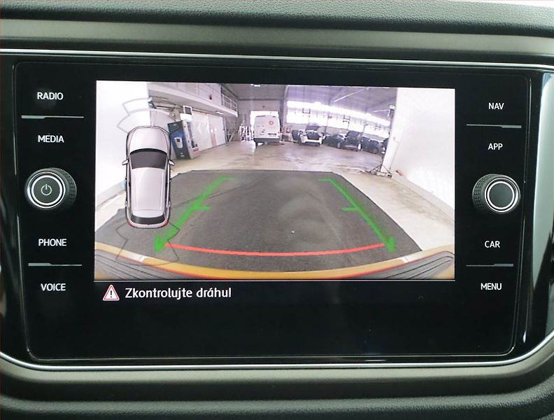 Volkswagen T-Roc (2019) Style 1.0 TSI, Navi, Tempomat - fotka 17 z 17