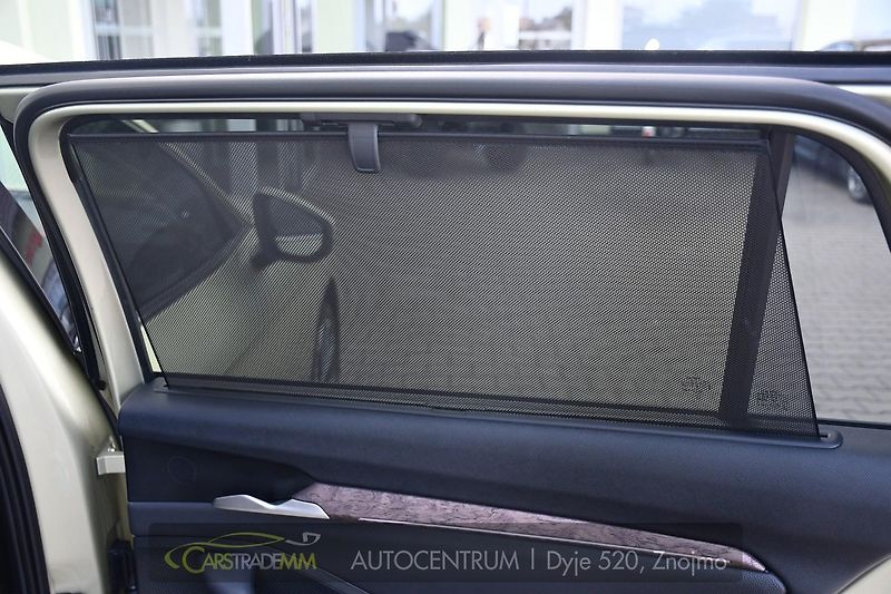 Škoda Superb 2.0TDi 142kW L&K 4x4 - fotka 47 z 61