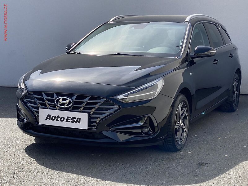 Hyundai i30 (2020) 1.5 T-GDi, 1.maj,ČR, Smart - fotka 3 z 22