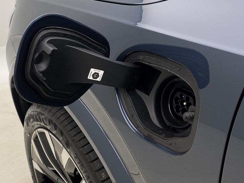 Volvo XC90 (2026) T8 AWD Plug-in BRIGHT ULTRA - fotka 19 z 75