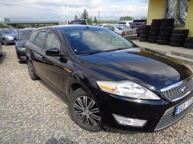 Ford Mondeo 2,0 - fotka 1 z 14