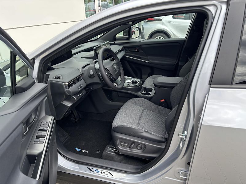 Toyota bZ4X (2026) Touring 4x4 Style 74,7kWh  - fotka 7 z 14
