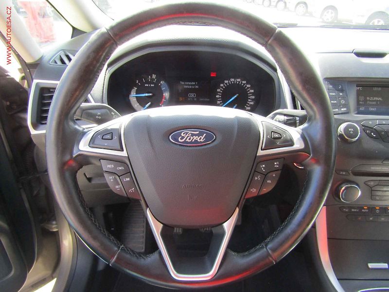 Ford S-MAX (2016) 2.0TDCI, 2.maj,ČR, Klima - fotka 13 z 21