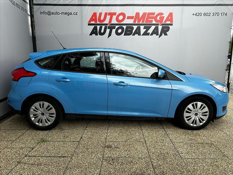 Ford Focus 1,6 i 16V 77kW-CZ-1 MAJITEL!! - fotka 4 z 32