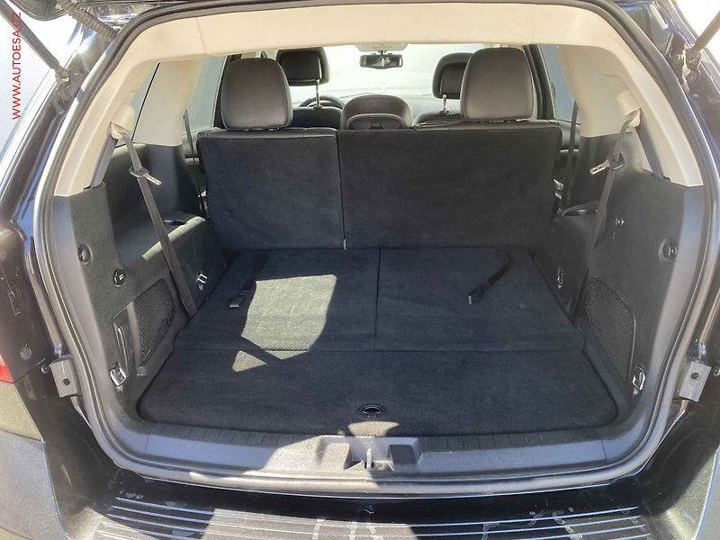 Fiat Freemont (2014) 2.0 JTD 4x4, 7míst, AT - fotka 7 z 18