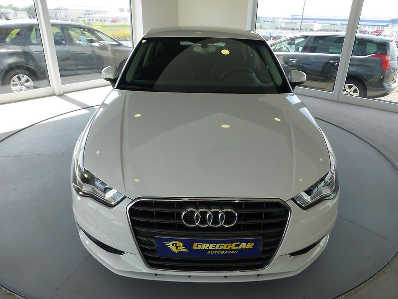 Audi A3 (2013) 2,0TDI-110KW**NAVIGACE**PARK.S - fotka 2 z 24