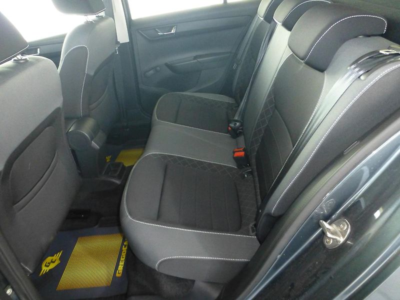 Škoda Fabia (2016) 1,2i-66KW*KLIMA**VYHŘ.SEDADLA* - fotka 13 z 23