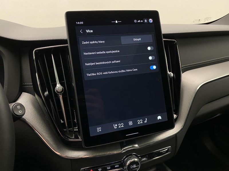 Volvo XC60 T8 AWD RECHARGE REZERVACE - fotka 56 z 65