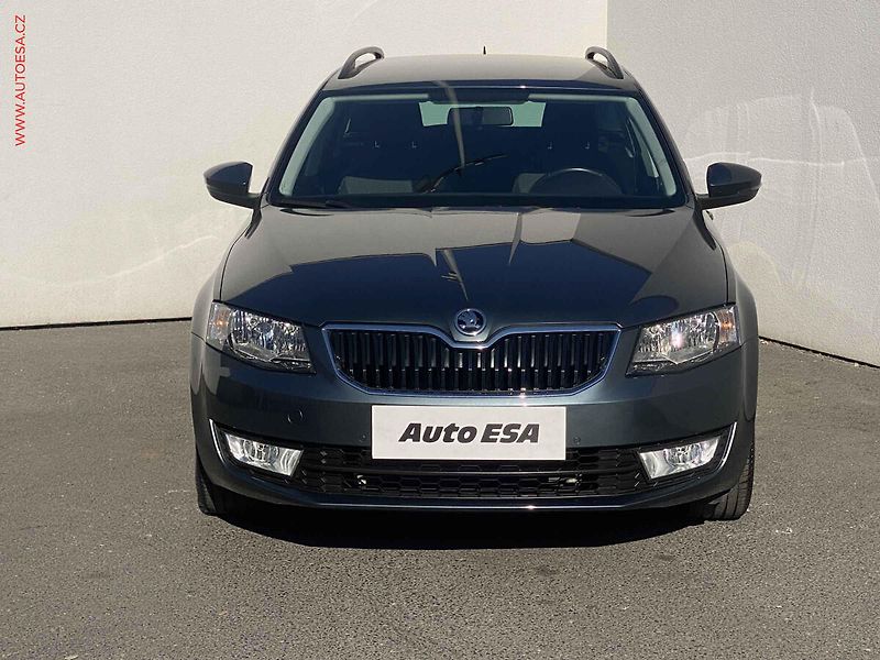 Škoda Octavia (2014) 1.2 TSi, Ambition, +kola - fotka 2 z 17