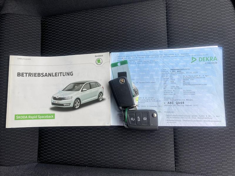 Škoda Rapid 1.2 TSI 81kW -KLIMA -ALU - PDC - fotka 32 z 35