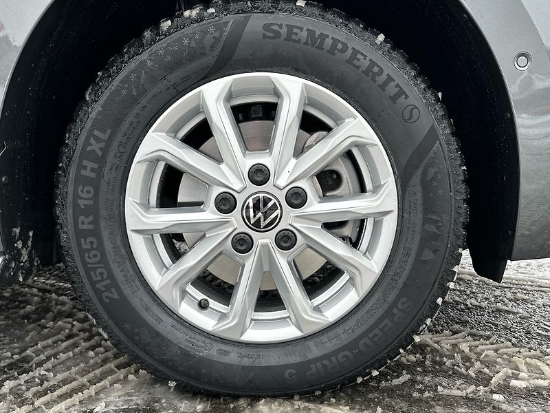 Volkswagen Multivan (2025) LONG 2.0TDI 110kW DSG - fotka 10 z 21