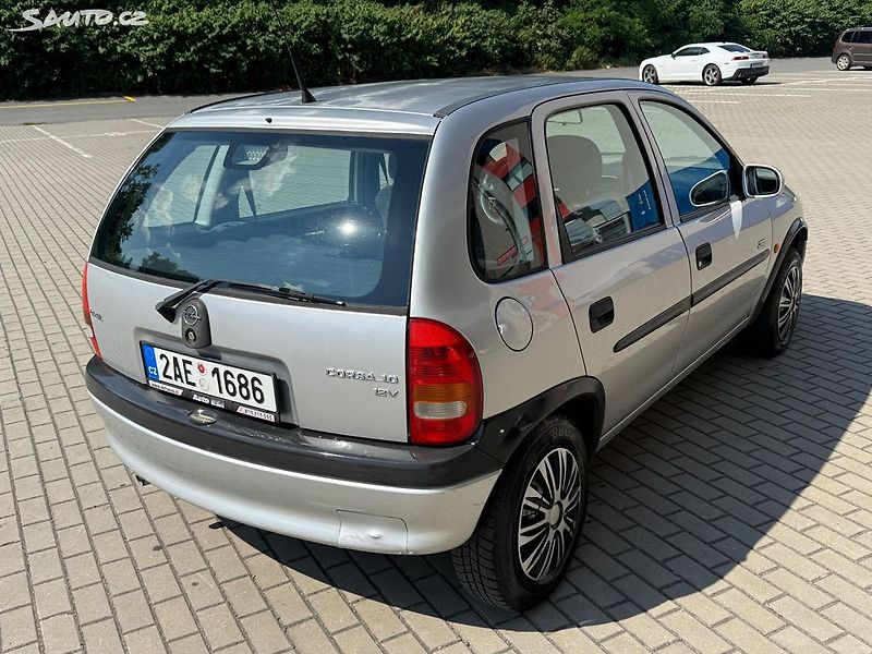 Opel Corsa (2001) 1.0i, 40kw 155t. KM! - fotka 5 z 19
