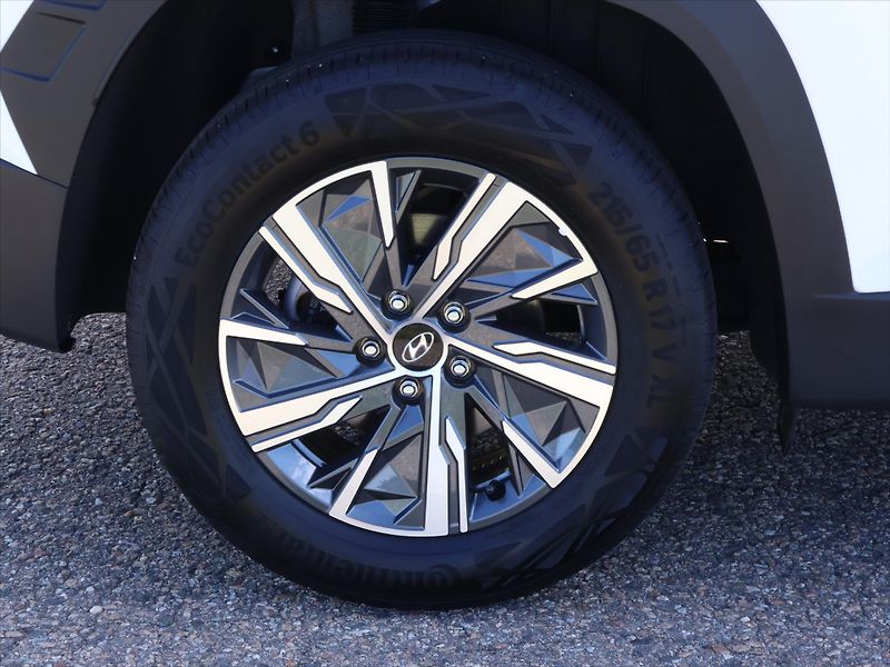 Hyundai Tucson 1,6 T-GDI 110 kW Smart DPH 1.M - fotka 22 z 29