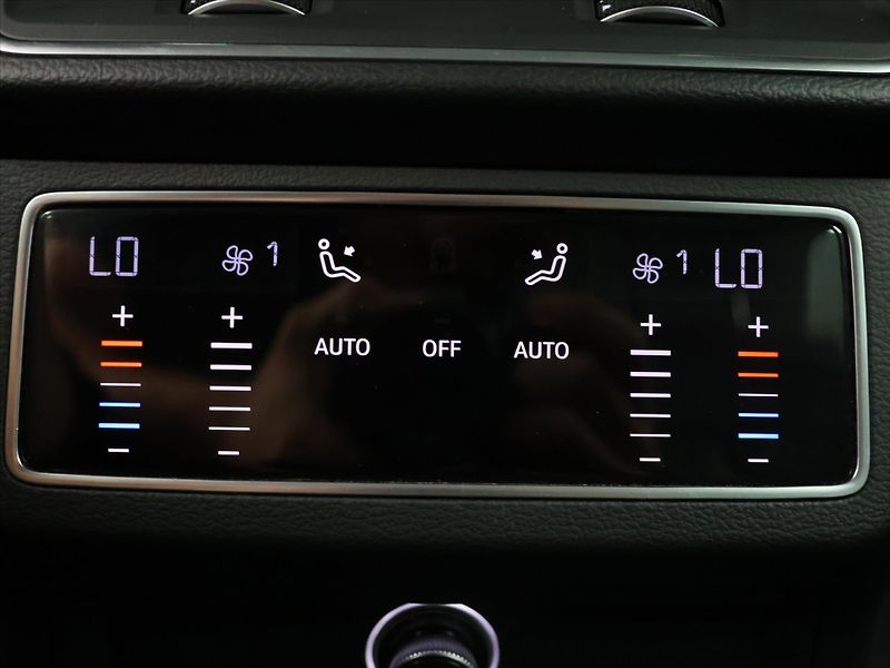 Audi A6 Avant 3.0 50 TDI 210kW S-Line - fotka 29 z 36