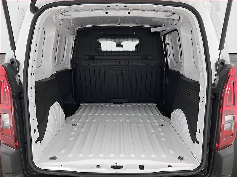 Opel Combo (2021) 1.5 CDTI, ČR, 1Maj, DPH - fotka 12 z 17