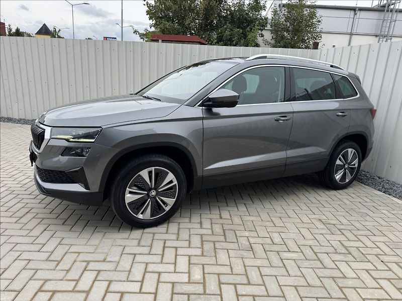 Škoda Karoq 2,0 TDI DSG STYLE DPH 1.maj ČR - fotka 3 z 50