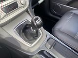 Ford Kuga (2009) 2.0 TDCi, Titanium, TZ, panor - náhled 14