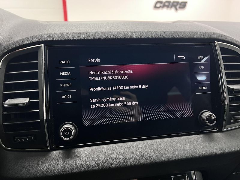 Škoda Karoq 2.0 TDI 110 KW 4x4 DSG - fotka 36 z 36