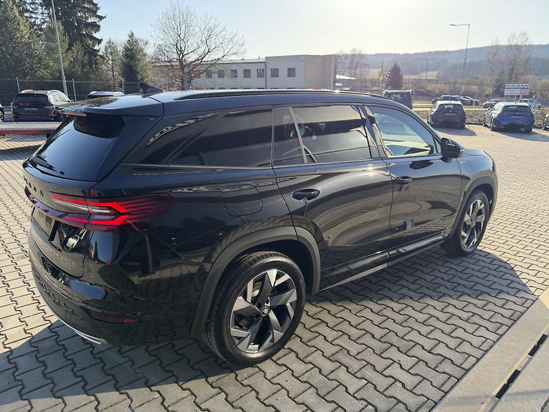 Škoda Kodiaq (2026) 2.0TDI 110kW SPORTLINE HUD R19 - fotka 9 z 44