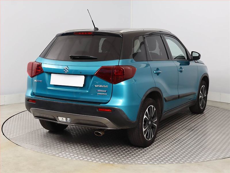Suzuki Vitara (2020) 1.4 BoosterJet - fotka 5 z 15