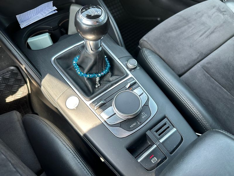 Audi A3 (2013) 2.0Tdi 110kw - fotka 23 z 40