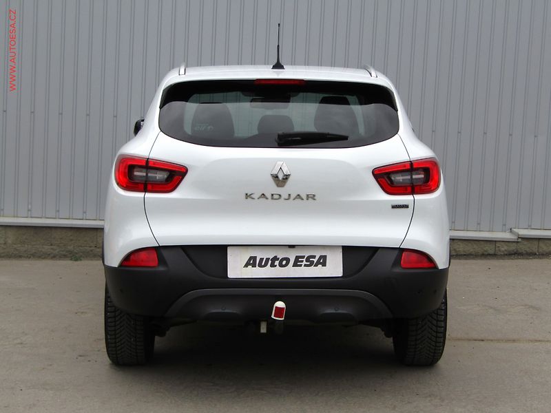 Renault Kadjar (2018) 1.6TDCi 4x4, LED, TZ, panor - fotka 5 z 19