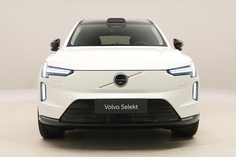 Volvo EX90 PURE ELECTRIC TWIN ULTRA 7m - fotka 15 z 57