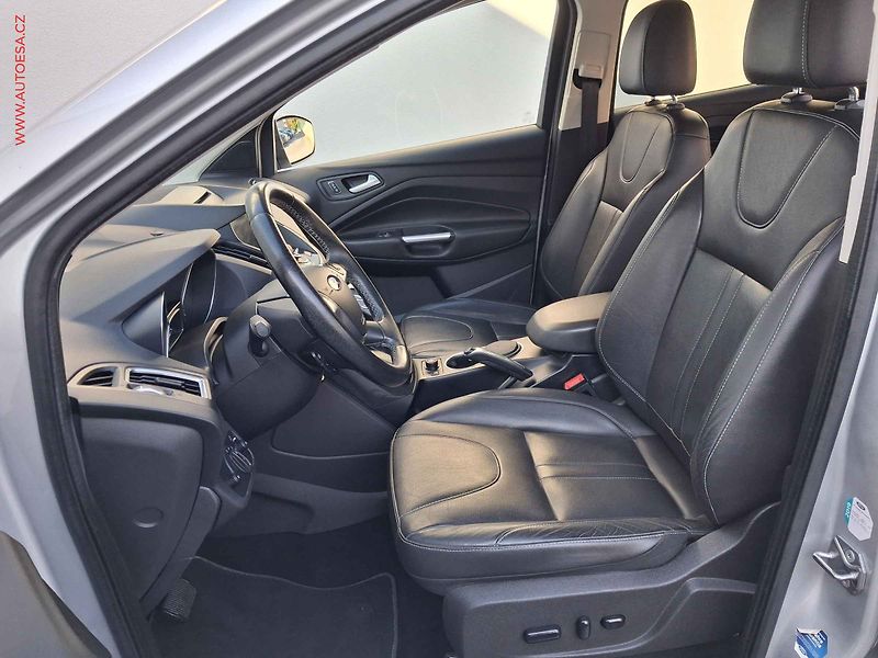 Ford Kuga (2016) 2.0 TDCi 4X4, Individual, AT - fotka 9 z 19