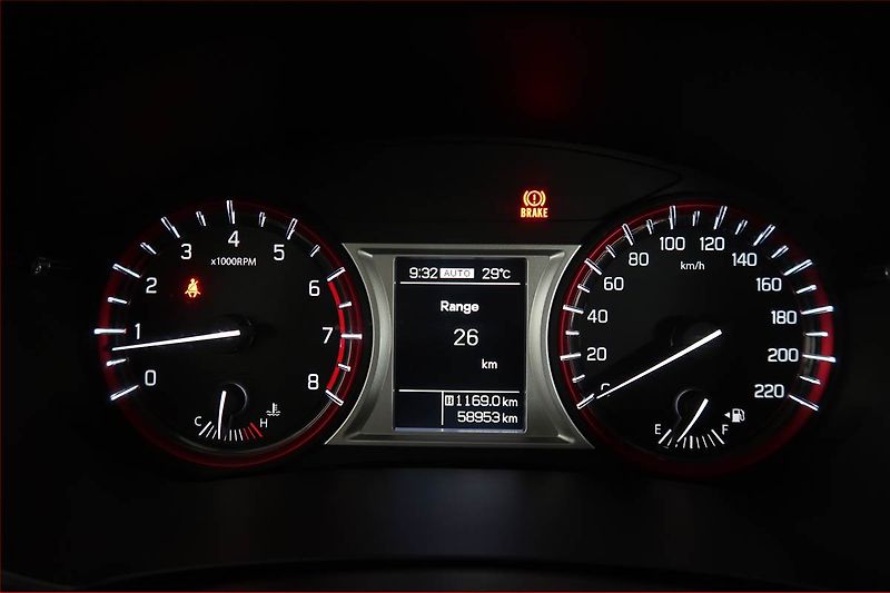 Suzuki Vitara (2017) 1.4 BoosterJet, 4X4 - fotka 11 z 19