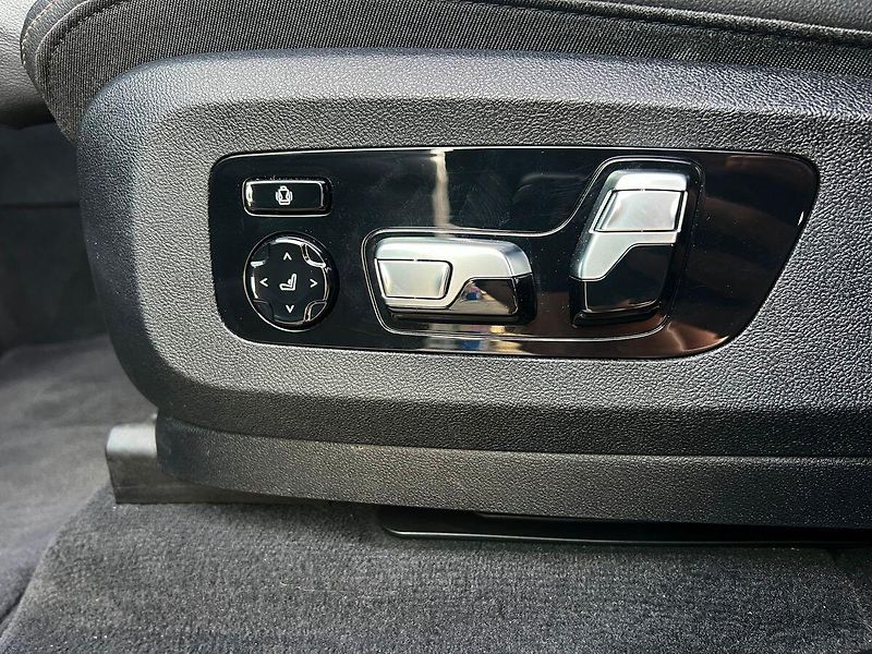 BMW X5 M50d xDrive-TOP STAV - fotka 15 z 57
