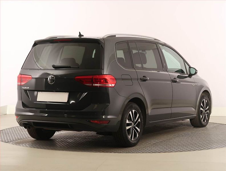 Volkswagen Touran (2020) United 2.0 TDI, Automat - fotka 5 z 22