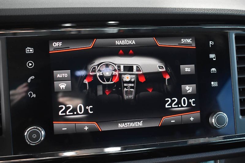 Seat Ateca (2020) FR 2.0TSI 140kW DSG 4x4 - fotka 22 z 26