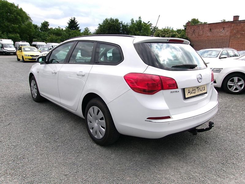 Opel Astra ST 1.6 CDTi ECOTEC 81kW *ČR - fotka 3 z 46