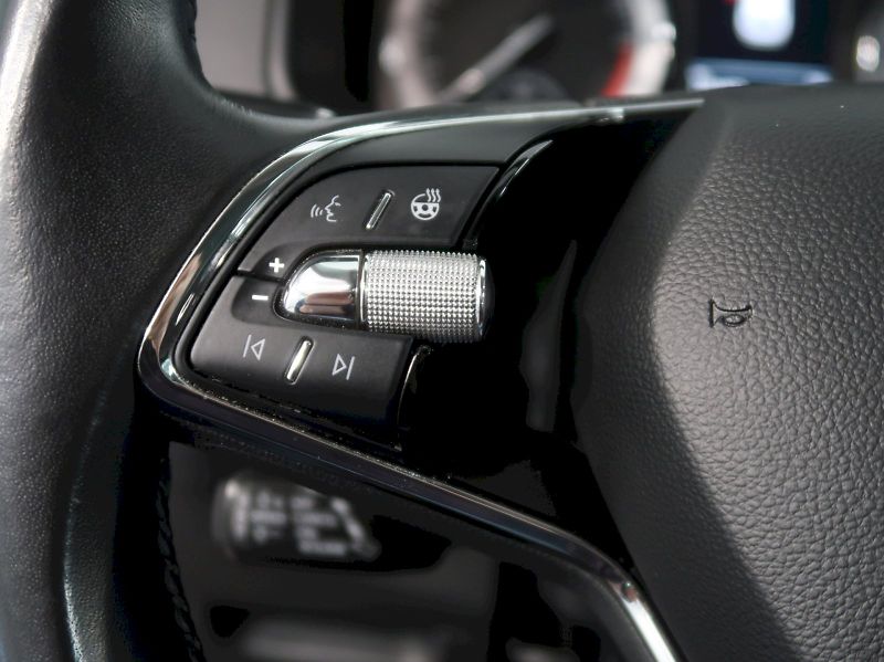 Škoda Karoq (2022) STYLE 2.0TDI 85KW TAŽNÉ - fotka 18 z 40