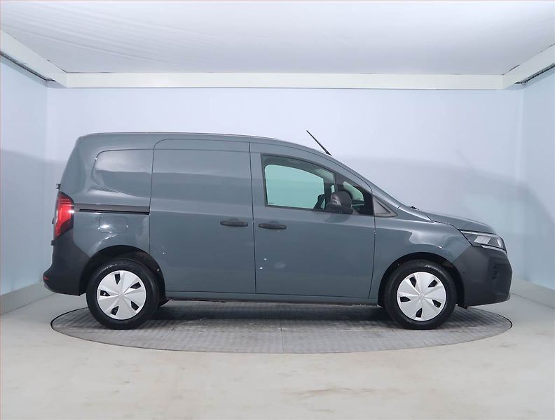 Nissan Townstar (2022) N-Connecta 1.3 DIG-T, ČR - fotka 6 z 17