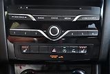 Mercedes-Benz GLA INFINITI QX30 220 CDI 4MATIC  - náhled 32