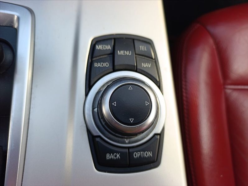 BMW X3 2,0 D X-drive aut. Kůže Bi-xen - fotka 31 z 53
