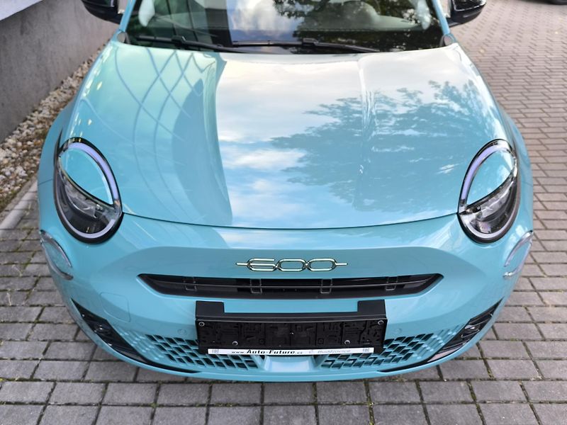 Fiat 600 (2026) Icon BEV 54kWh 115kW/156k - fotka 3 z 35