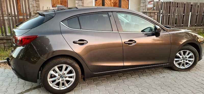 Mazda 3 2.0 88kw 1. majitel krásná - fotka 3 z 47