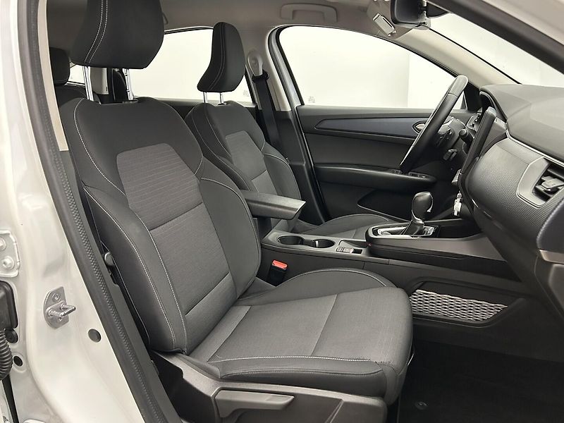 Renault Arkana 1.3 TCe Zen - fotka 19 z 23