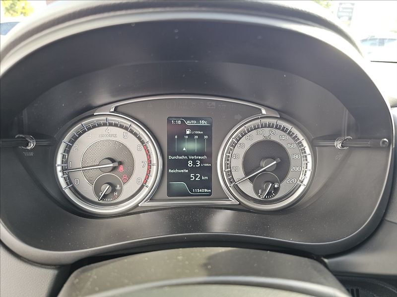 Suzuki SX4 S-Cross 1,4 T BoosterJet AllGrip 4x4 - fotka 17 z 45