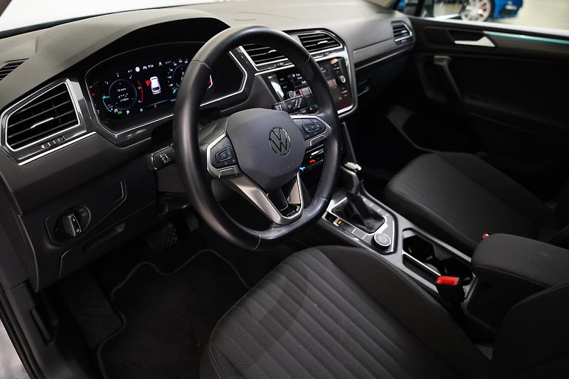 Volkswagen Tiguan - fotka 6 z 6