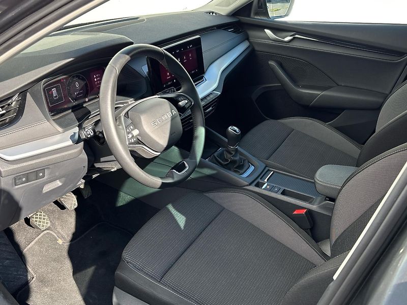 Škoda Octavia Selection - fotka 6 z 26