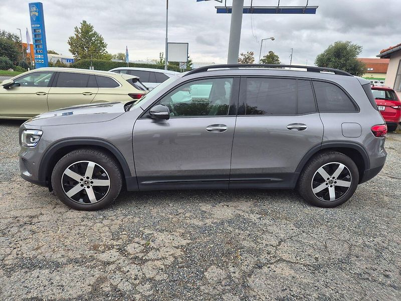 Mercedes-Benz GLB 200D 4MATIC, záruka 7/2027 neb - fotka 8 z 42